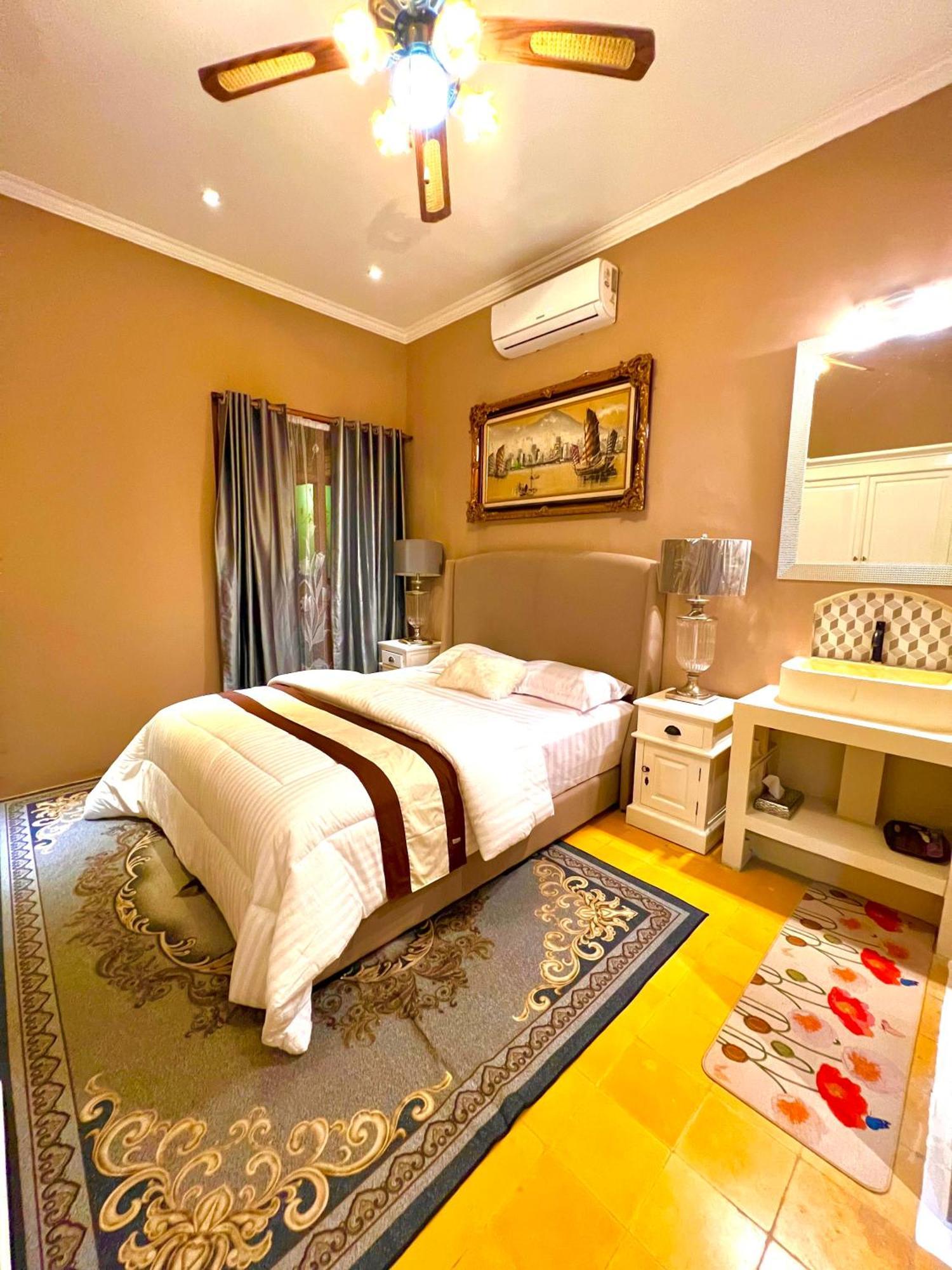 Sammy Home Yogyakarta Exteriör bild